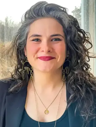 Picture of Leah LaRose